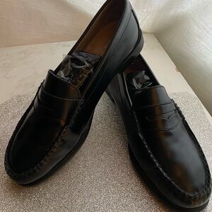 G.H. Bass & Co. Classic Black Leather Loafers